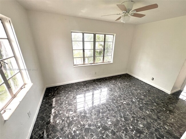 Building Photo - 1124 NW 112th Terrace