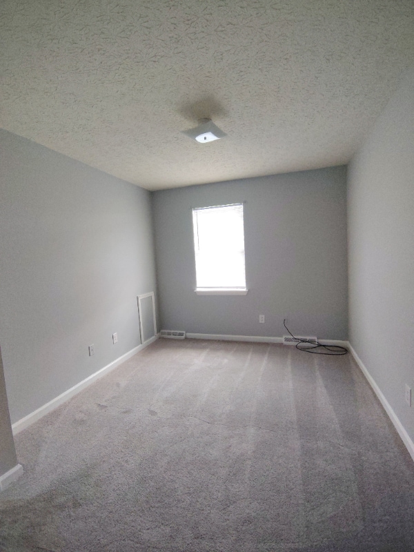 Building Photo - 9 Fonda Dr