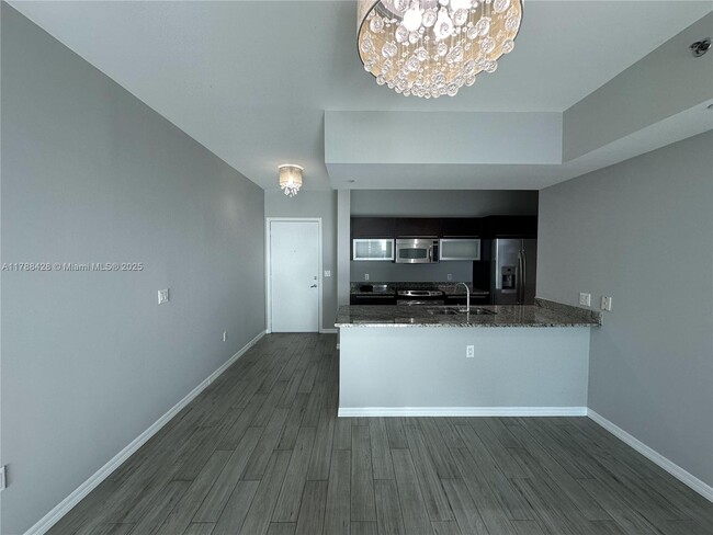 Foto del edificio - 950 Brickell Bay Dr