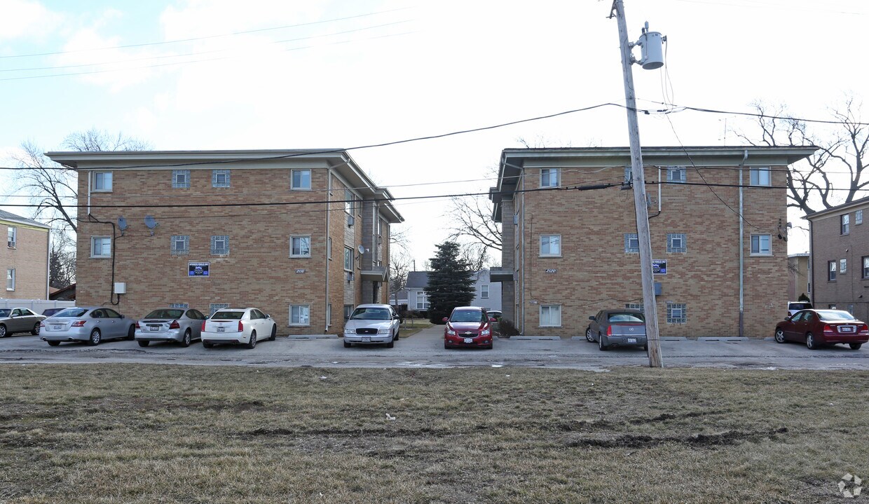Foto del edificio - 2116-2120 S 16th Ave