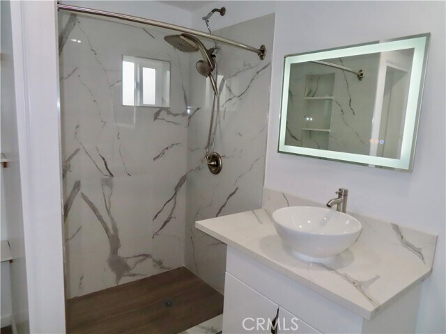 Foto del edificio - 3216 8th Ave