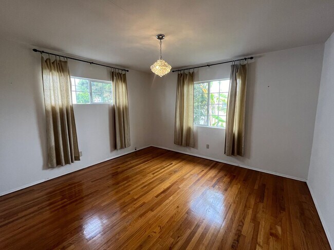 Foto del edificio - A Feel-Good Home Amongst Leafy Serenity ~ ...