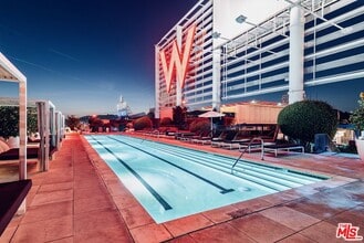 Building Photo - 6250 Hollywood Blvd