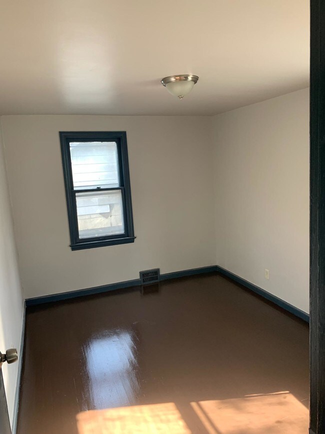 Foto del edificio - 13136 Maiden St