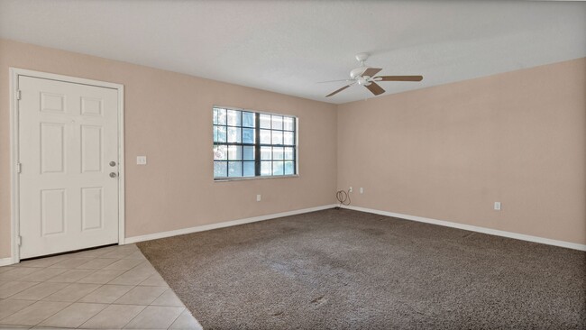 Foto del edificio - Fantastic 1br/1bath Condo in Gulfport/Unfu...