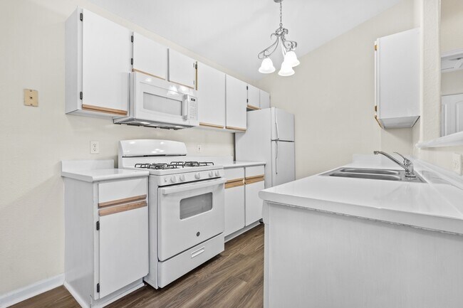 Foto del edificio - 1101 Linden Ln