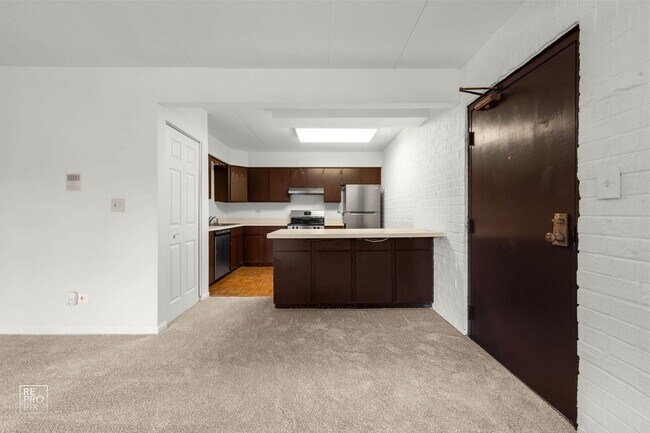 Foto del edificio - Two Bed Condo Olive Tree Naperville