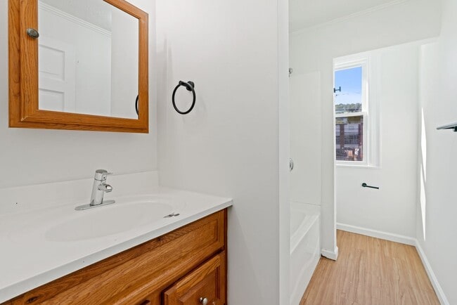 Photo - 2015 Jane St Apartment