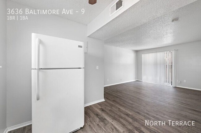 Foto del edificio - 3636 Baltimore Ave