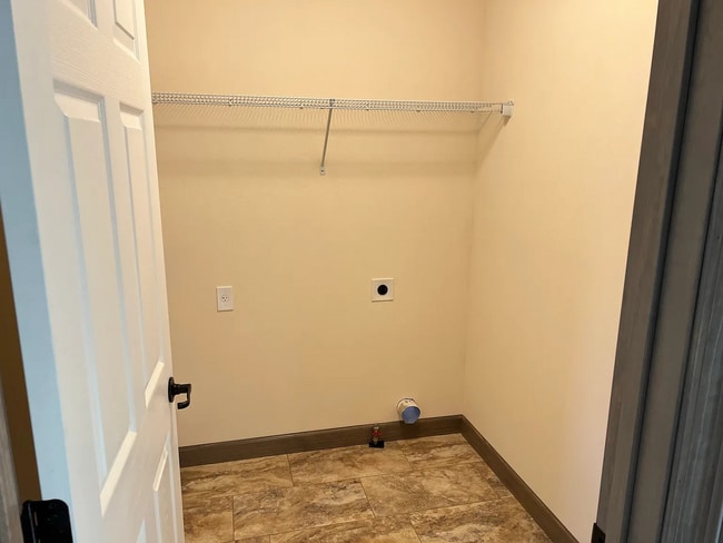 Building Photo - 2809 Beth Ann Ct