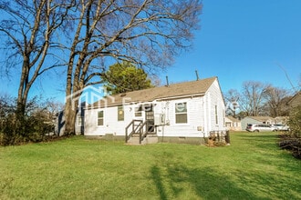 Building Photo - 1597 Michael St