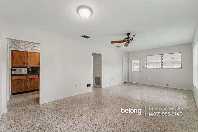 Building Photo - 1010 Glen Ridge Dr