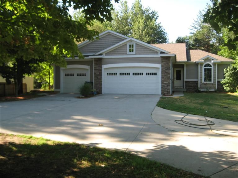Primary Photo - 6924 Lake Michigan Dr