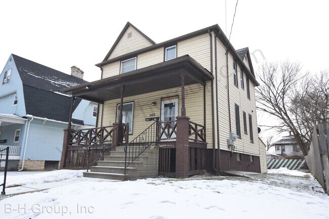 Building Photo - 1133 68th St