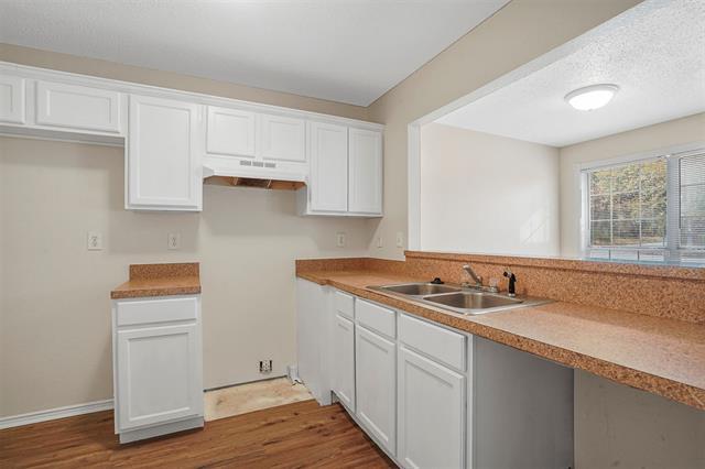 Foto del edificio - 515 E North St