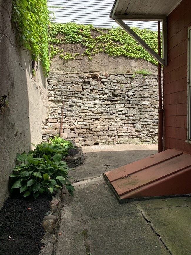 Foto del edificio - 2210 Victor St