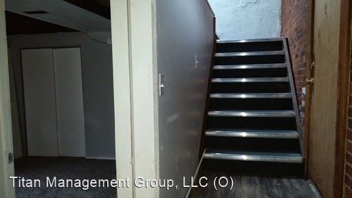 Building Photo - 514-516 N 9th St