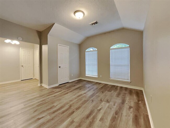 Foto del edificio - 2911 Pheasant Run