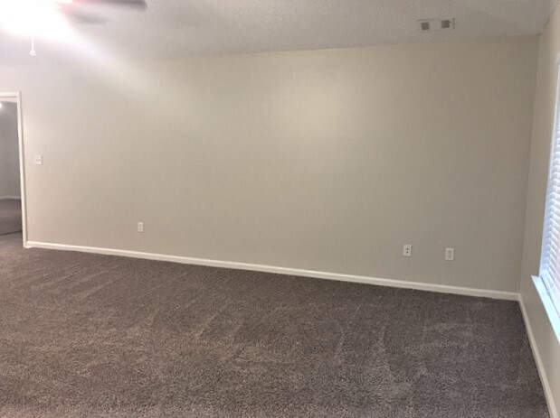 Building Photo - 529 Dresler Rd