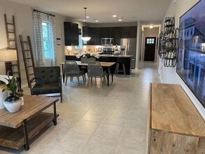 Building Photo - 2545 Pecan Island Dr