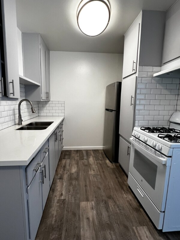 Foto del edificio - 5329 Ruby St