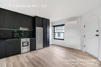Building Photo - 1171 Bronson Ave