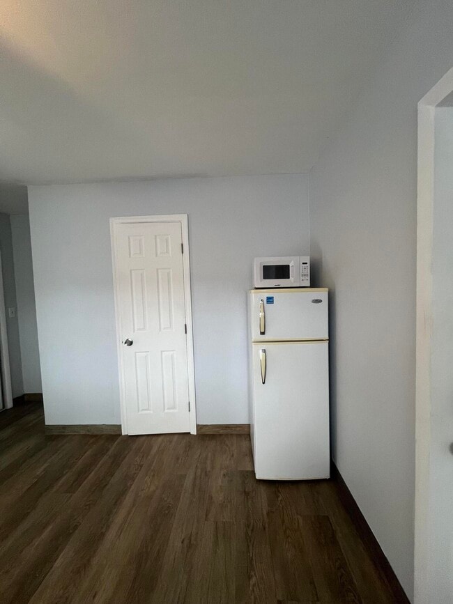 Foto del edificio - 1421 SE 2nd St
