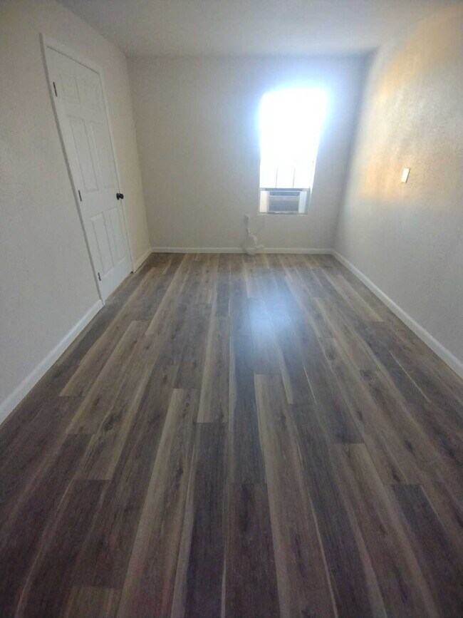 Foto del edificio - 4602 Centralia Dr