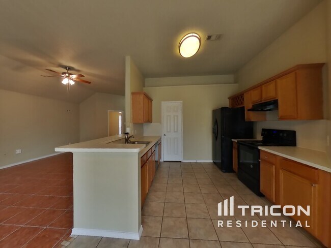Building Photo - 704 Grandview Avenue Seagoville TX