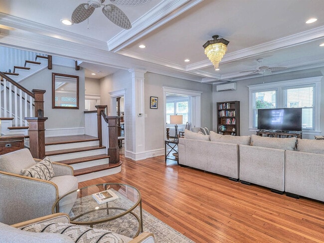 Foto del edificio - 15 S Tallahassee Ave