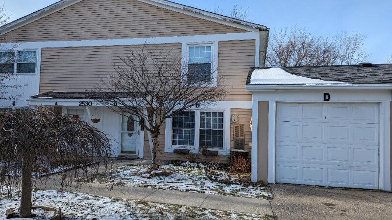 Primary Photo - 2530 Ivy Hill Ln