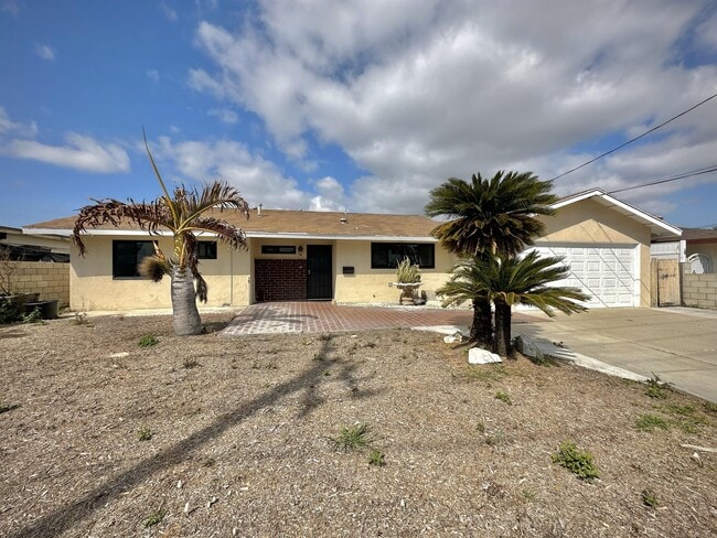 Building Photo - 7031 Sowell Ave