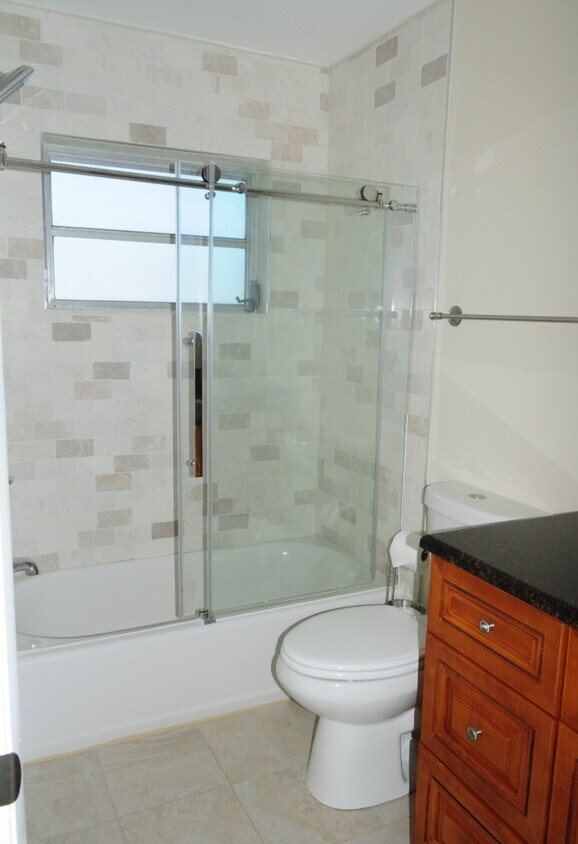 Foto principal - 5250 Nesting Way