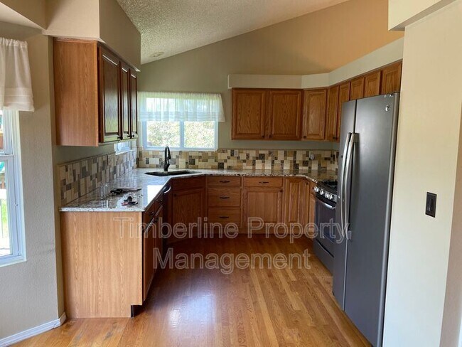 Foto del edificio - 8322 Radcliff Dr