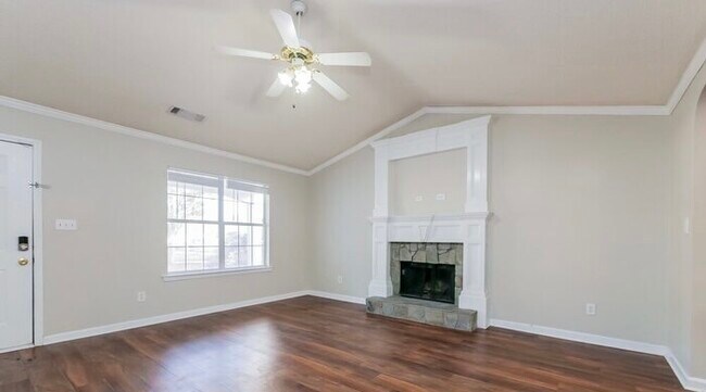 Building Photo - 1394 N Hampton Dr