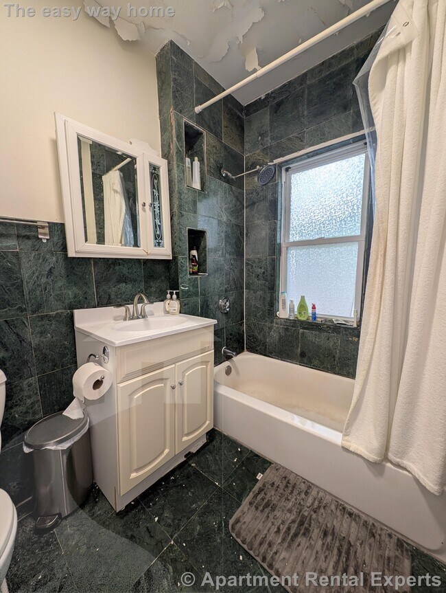 Foto del edificio - 16 Curtis Ave