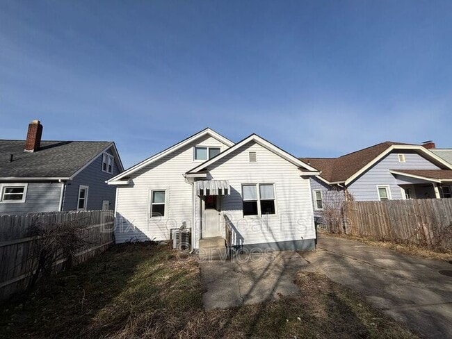 Foto del edificio - 525 Harrison Ave