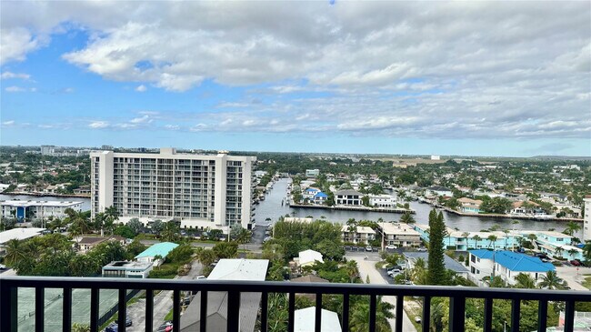 Foto del edificio - 531 N Ocean Blvd