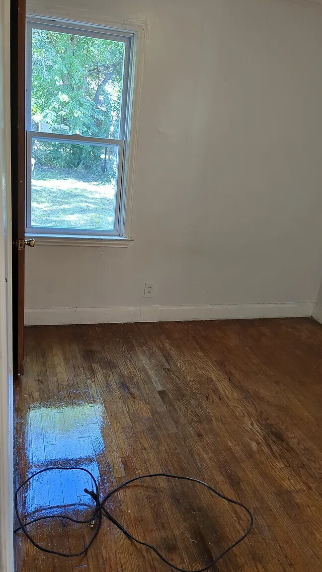 Foto del edificio - 16611 Lauder St