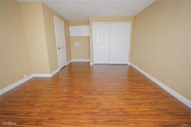 Building Photo - 5 br, 3 bath House - 13162 Silver Birch Dr