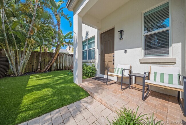 Foto del edificio - 417 SW 8th St