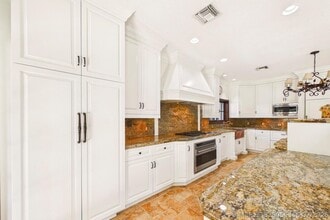 Building Photo - 107 Flagler Promenade S