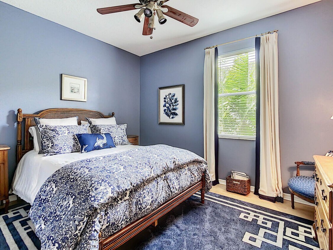 Foto principal - 3/2/2 with Lake & Preserve Views in Lake F...