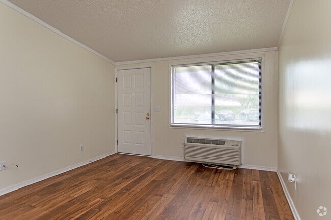 Estudio - The Rialto 288SF - Clubside ~ Boutique Cottage Style Living in a Laid Back Coastal Community