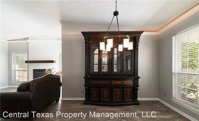 Foto del edificio - 3 br, 2 bath House - 1609 Fox Tr