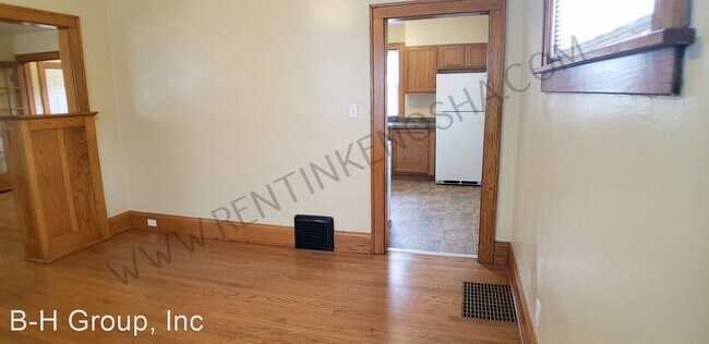 Building Photo - 3 br, 1 bath House - 4424 19th Ave