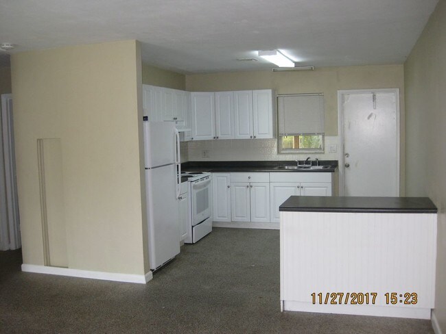 Building Photo - 4105 18th Pl