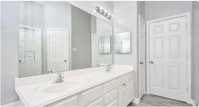 Building Photo - 13034 Sandhill Park Ln