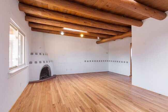 Foto del edificio - Santa Fe Traditional Home