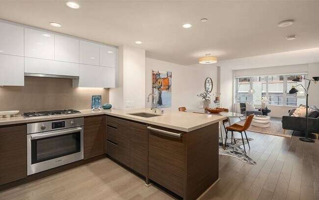 Foto del edificio - 340 W 53rd St
